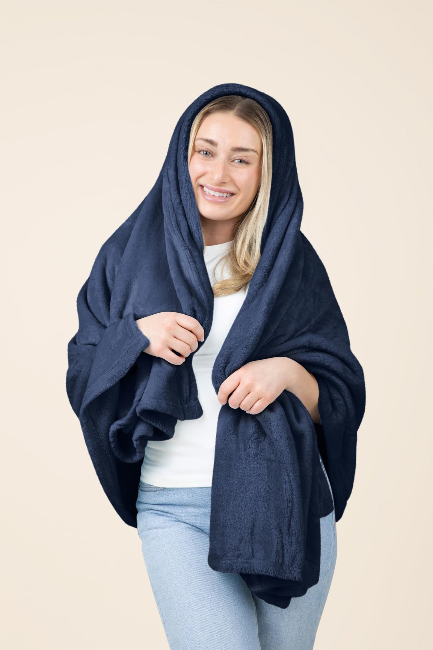 EverSnug Travel Blanket and Pillow - Ultra-Soft, Compact & Lightweight, 65x40 Inches, with Carry Case, Luggage Sleeve & Backpack Clip for Airplane Comfort (Black)